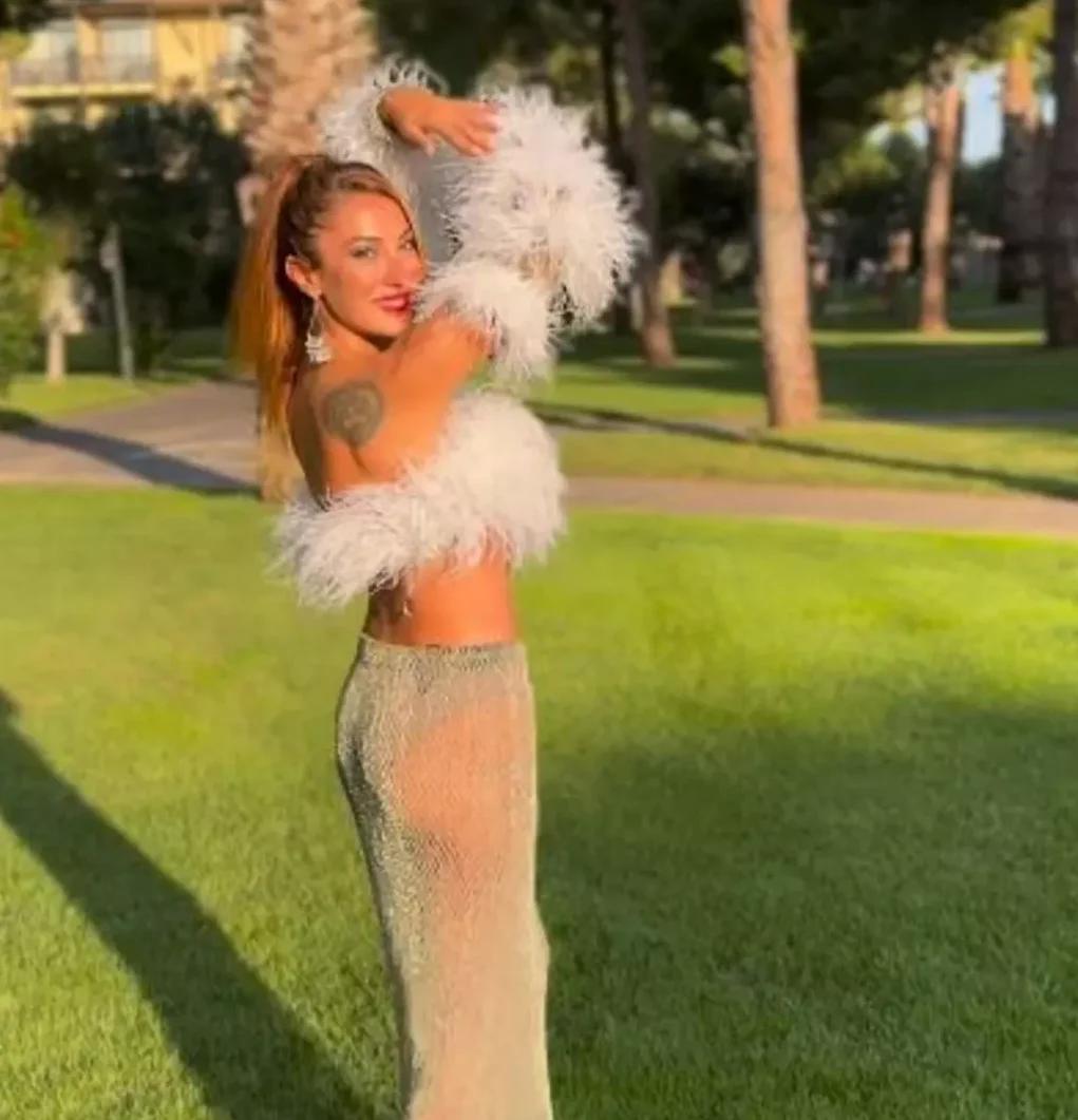 Merve Oflaz gelen yorumlara kızdı! 