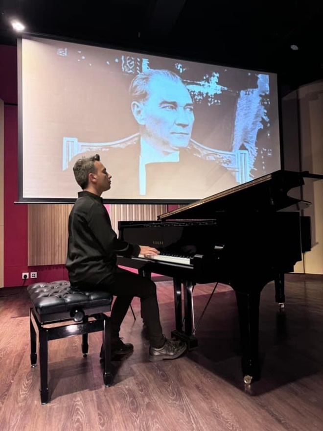 UZAK DOĞUDA TÜRK MÜZİĞİNİ TANITTI!