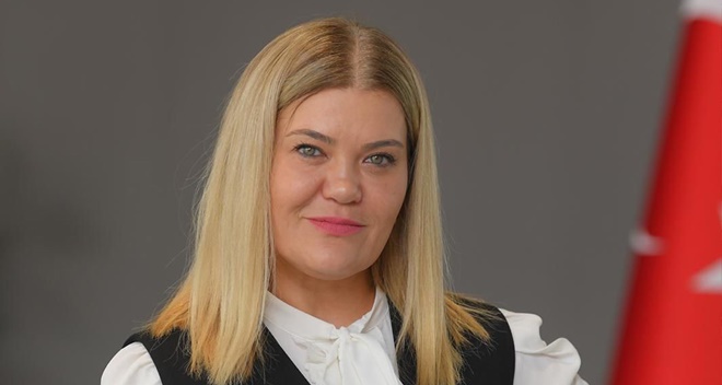 Agrotech'in Patronu Hümeyra Keskin, Hisse Satışıyla Gündemde: Otomobil Projesi İptal Edildi