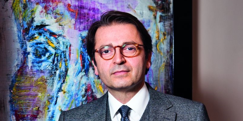 Sosyetenin ünlü doktoru Mete Düren'e kaçak yapı davası