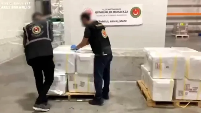 İstanbul Havalimanı'nda  455 kg kokain ele geçirildi!