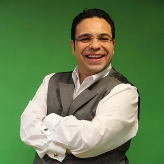 Okan Karacan, bir dönem akıl hastanesinde tedavi gördüğünü açıkladı.