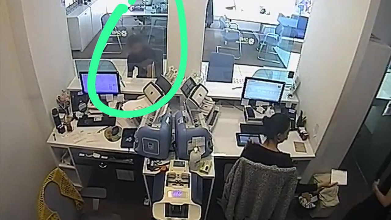 Özel banka müşterilerini dolandıran çete yakalandı!