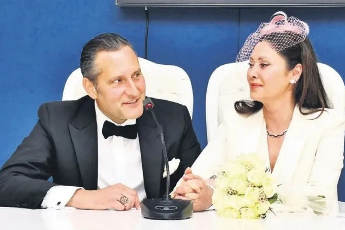 İş insanı Ali Gürsoy sevgilisi Gonca Ünsal ile evlendi