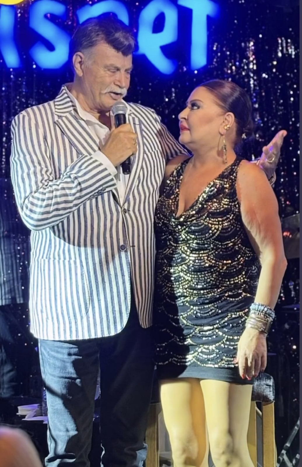 NURİ ALÇO’DAN SÜRPRİZ DESTEK: YELİZ’İ YALNIZ BIRAKMADI