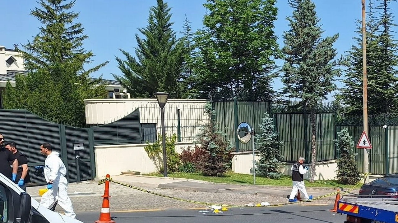 Ankara'da hareketli dakikalar: Emekli polis Dışişleri konutunun önünde ateş açtı!