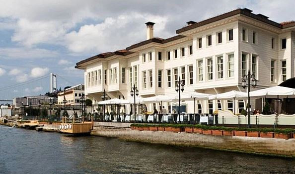 Les Ottomans Oteli için yapılan ihaleyi BLG Varlık Yönetim kazandı