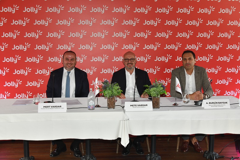 Jolly, 2025 Sezonuna Hızlı Başladı: Yerli Turistte Rekor Artış, Ciroda %60 Büyüme!