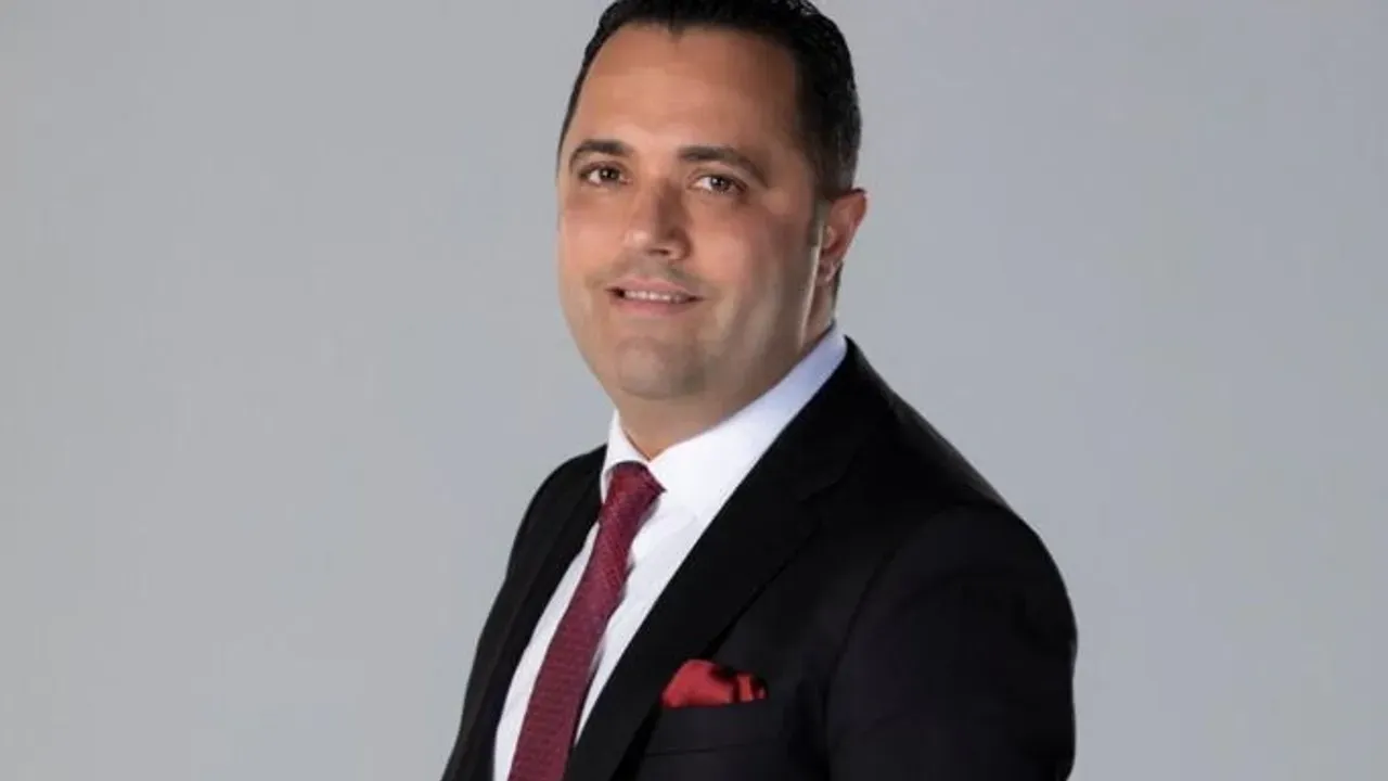 Ünlü iş insanının oğlu: Rezan Epözdemir 2 milyarlık malımıza çöktü