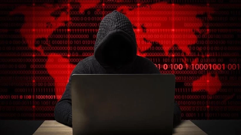 Sahte fotoğrafla 10 milyon dolandırdılar