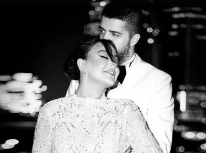 Sürpriz Evlilik 1 Yıl Sürdü: Ebru Gündeş Boşanıyor!