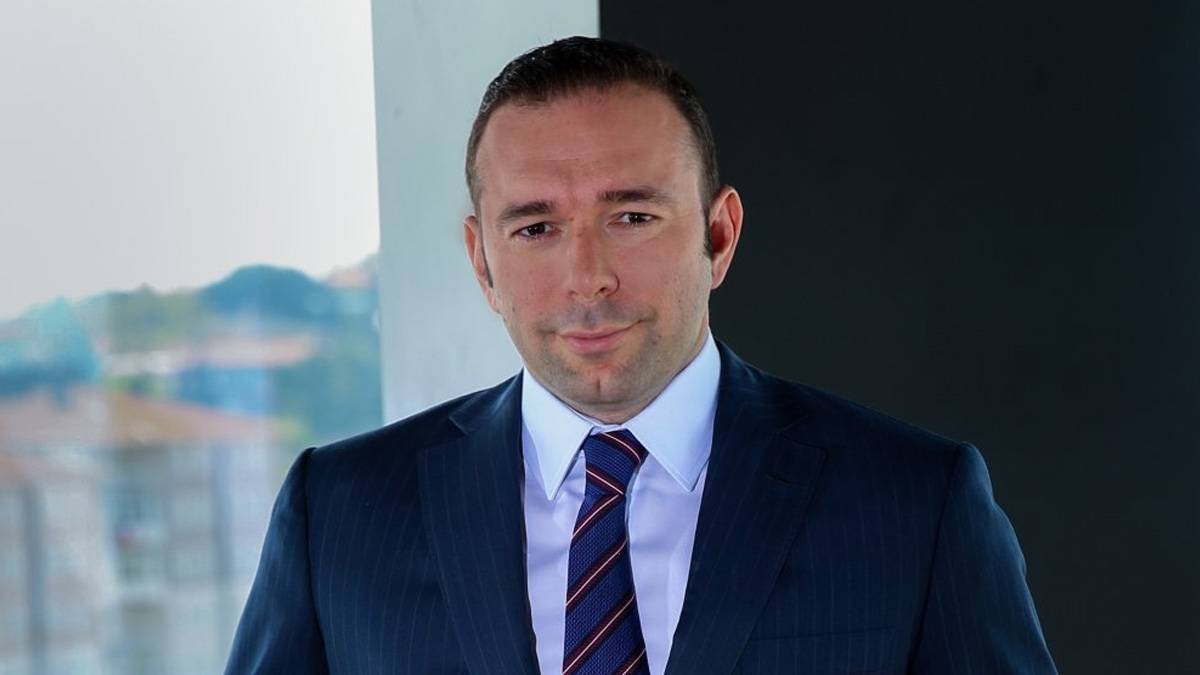 Türkiye Petrolleri’nde 1 milyarlık akaryakıt skandalı! Zülfikarlar Holding yöneticilerine operasyon