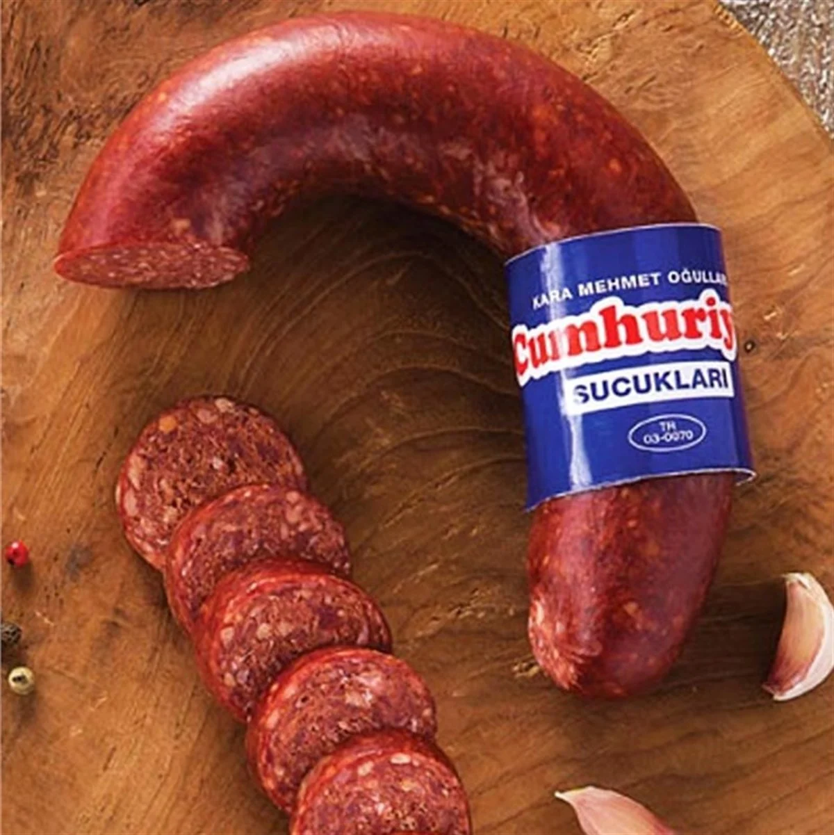 Cumhuriyet Marka Sucuktan Elektrik Kablosuna Benzeyen Cisim Çıktı!