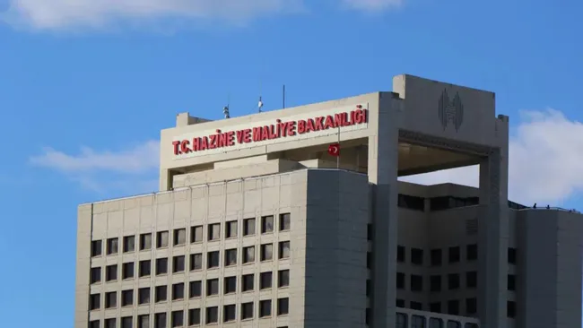 Bakanlık çalışanı 93 kişi gözaltına alındı: Hazine'ye FETÖ operasyonu