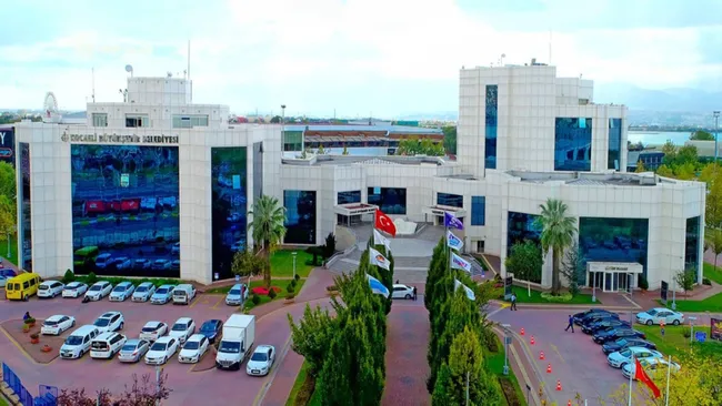 Kocaeli Büyükşehir Belediyesi'nden rekor bütçeli ‘türbe’ gezisi!