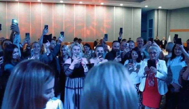 100 dolar verdiler milyon dolarlık vurgun yaptılar