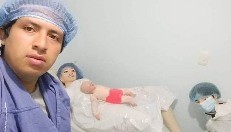 Şişme Karısı Hastalanınca 'Perişan' Oldu!