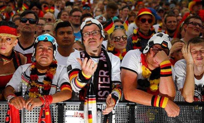 Almanya’dan tartışılan WhatsApp kararı