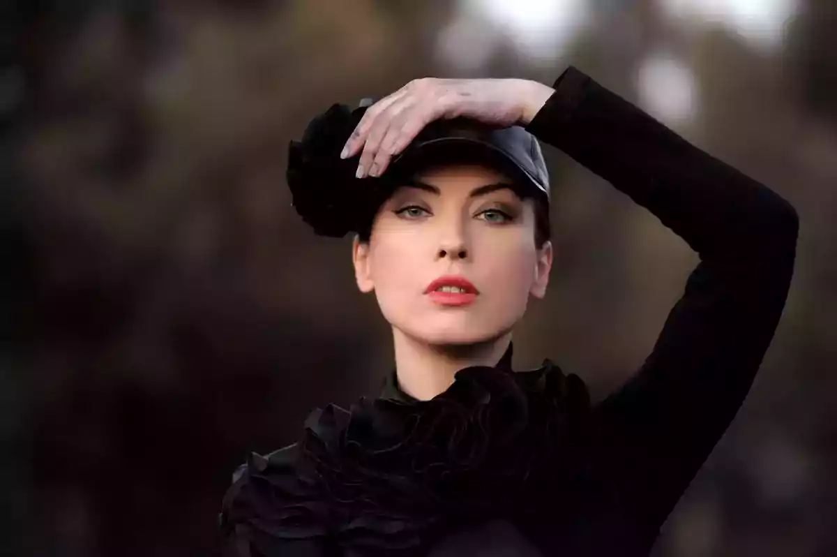 Arzu Yanardağ yazdığı filmde başrol oynuyor!