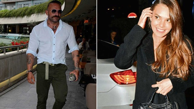 Aslı Enver'in yüzünde güller açıyor