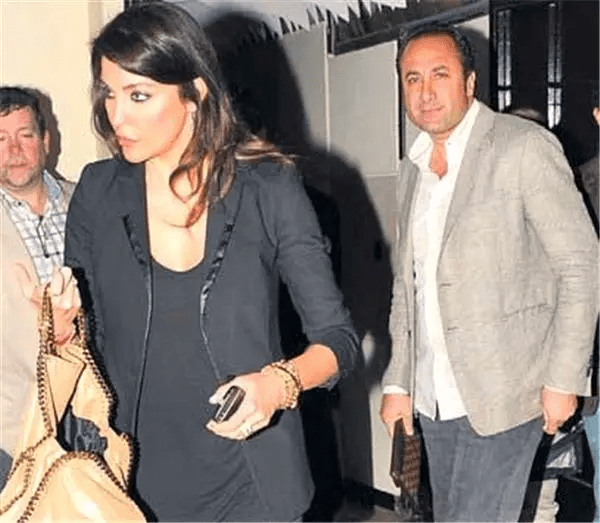 Hülya Avşar promosyon kurbanı oldu !