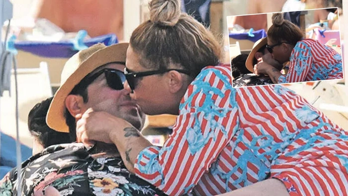 Genç aşkıyla plajda öpüşen Işın Karaca eleştirilere sert çıktı