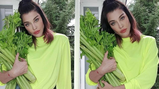 Deniz Akkaya son görüntüsüyle beğeni topladı