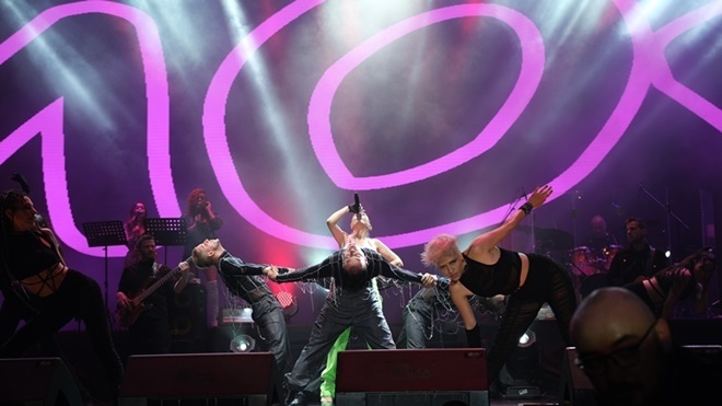 KOZMİK HANDE BOĞAZ'DA BÜYÜLEDİ!