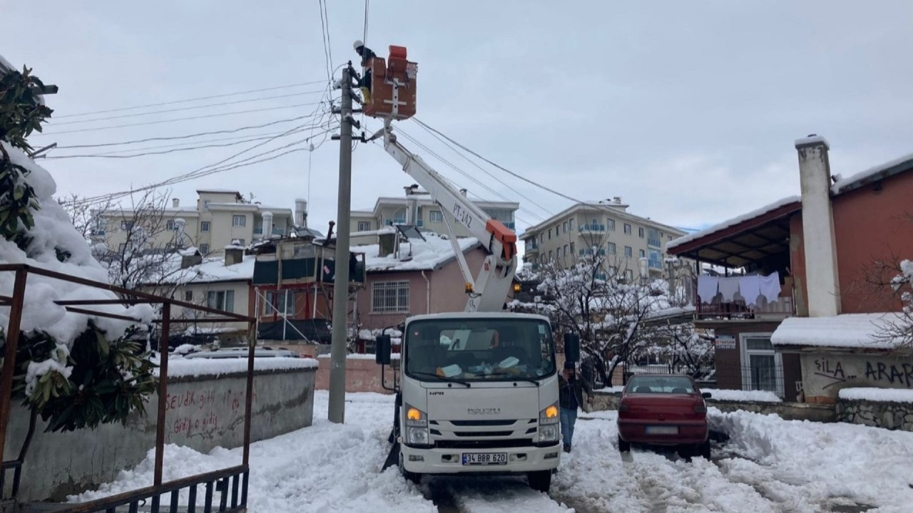Isparta'da elektrik kesintisi bir günü aşkın süredir devam ediyor