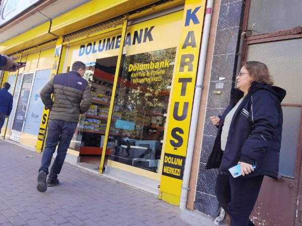 Kanada’dan Türkiye’ye gelen kadını bakın nasıl dolandırdılar: 500 bin lirası gitti!