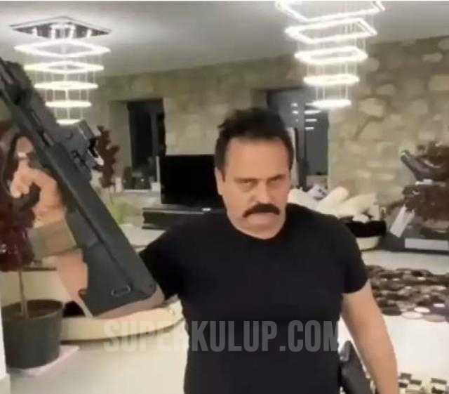 Silahlı Mehdi! Kendini 'Mehdi' ilan eden sapkın Tuncer Çiftçi'nin şoke eden görüntüleri ortaya çıktı!