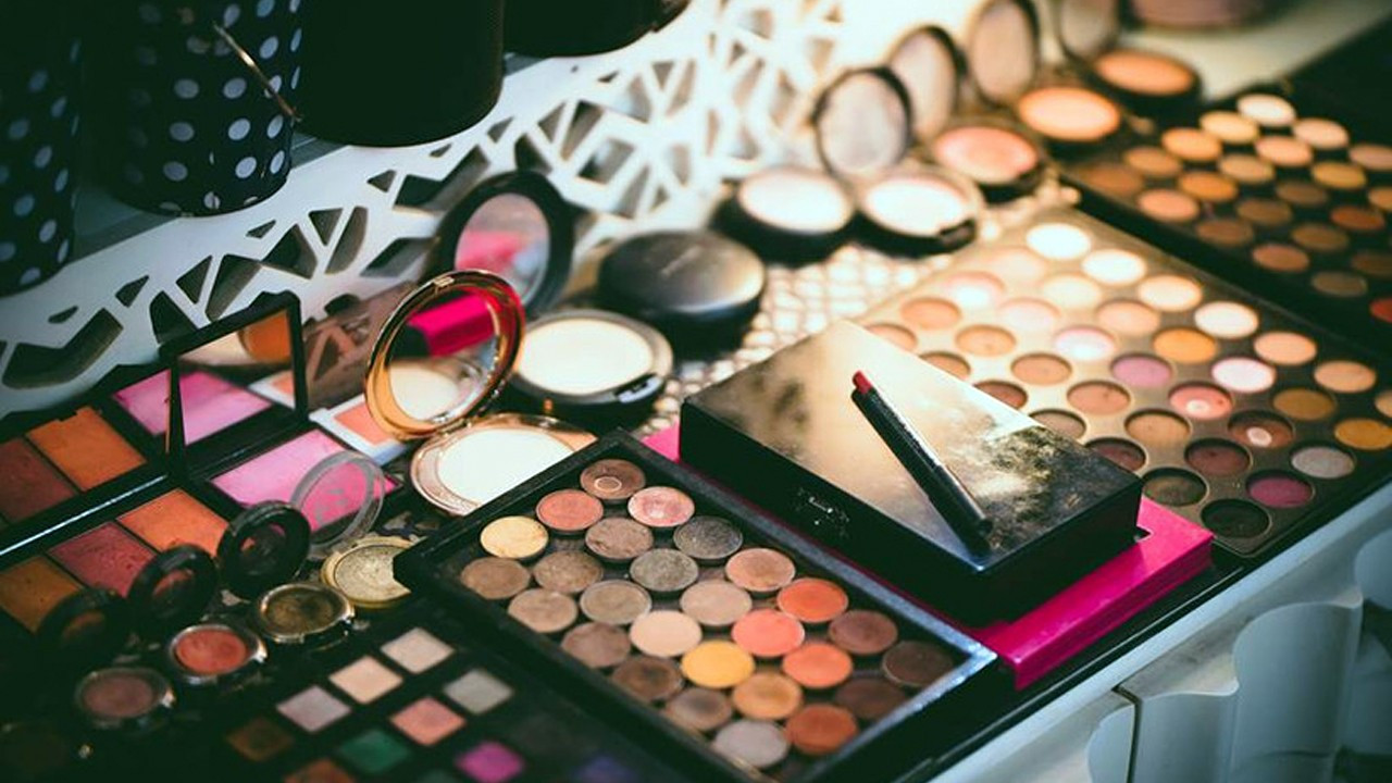 Makyaj yaparken bu hatalara dikkat!