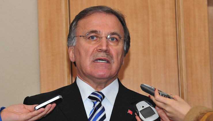 Mehmet Ali Şahin'den Arınç'ın sözlerine tepki