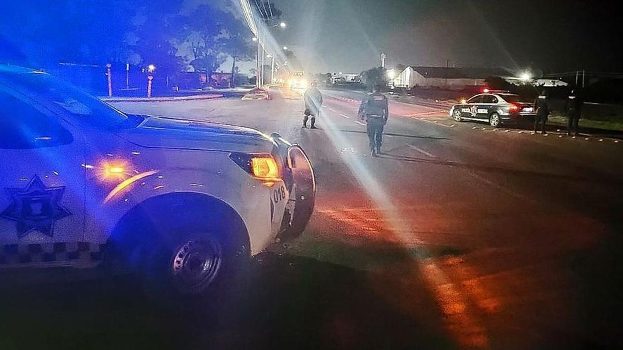 Meksika'da bir bara ateş açıldı!