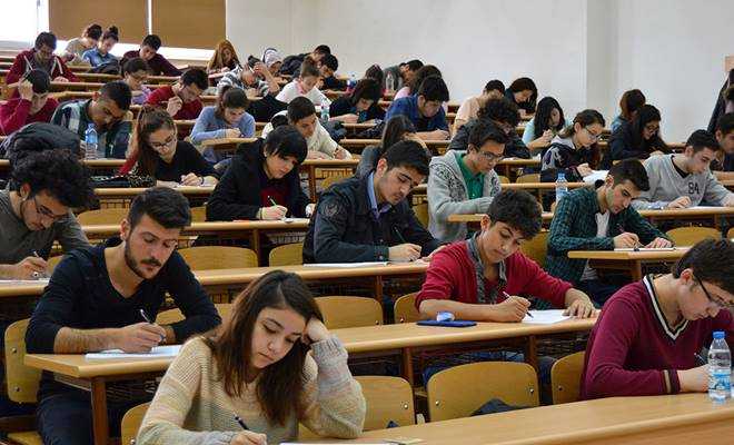 Yapboza dönen eğitim politikalarındaki belirsizlik salgında had safhaya ulaştı