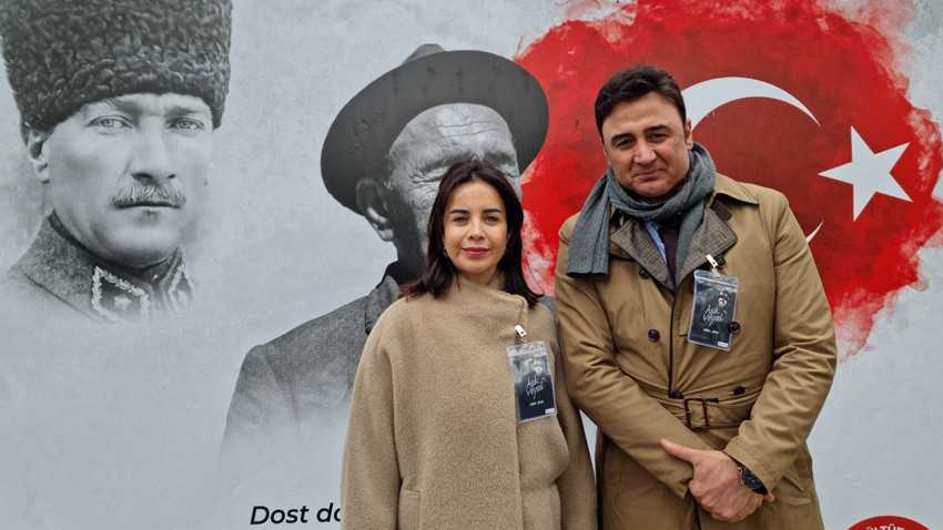 Âşık Veysel vefatının 49. yılında Gülhane Parkı’nda anıtının başında anıldı