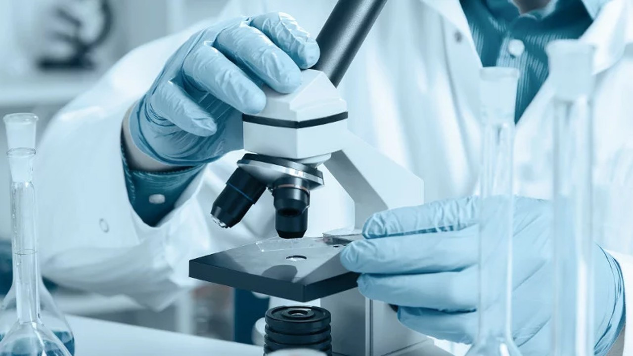 Tacizci laborant açığa alındı